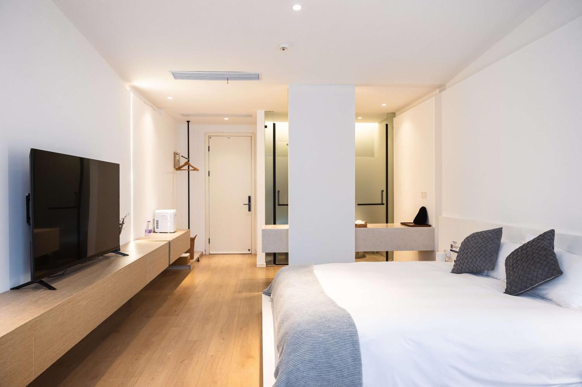 Hotel My